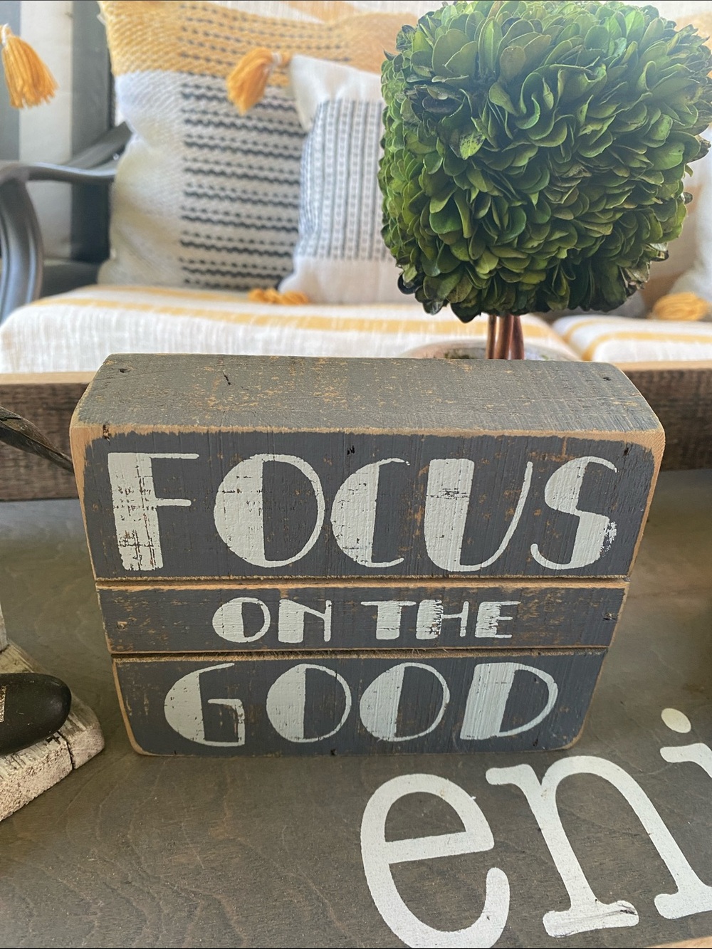 Decorative 'Focus on the Good' Grey Wooden Block Sign